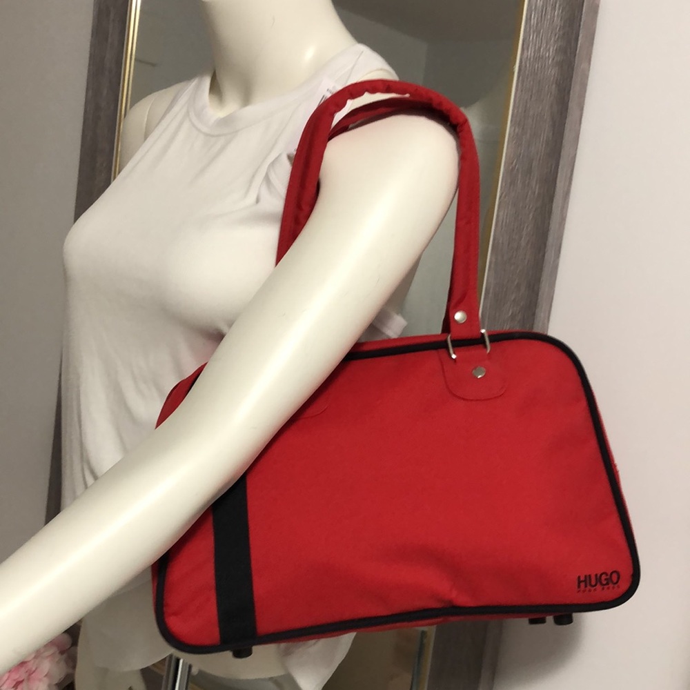 Hugo Boss duffel / travel / bag.